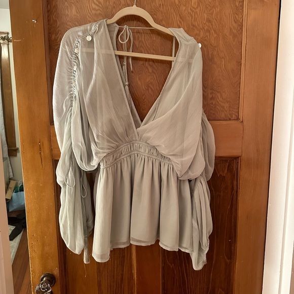 Asos sheer top with ruched sleeve - Picture 2 of 5